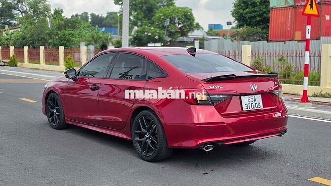 Honda Civic 2022 RS Đỏ 61.000km