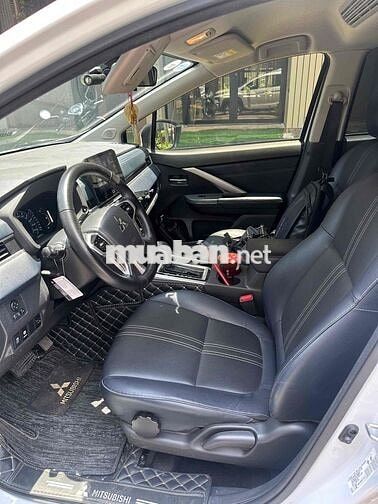 Mitsubishi Xpander Cross Trắng 5500 km
