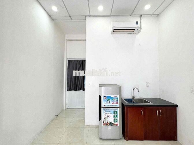 CHDV 20m2 balcony có nội thất ngay Bùi Đình Tuý