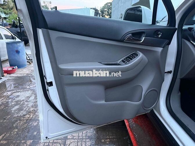 Chevrolet Orlando 2013 Trắng