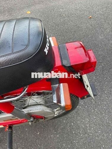 Honda DD 70 Đỏ, zin đẹp, hàng trưng bày