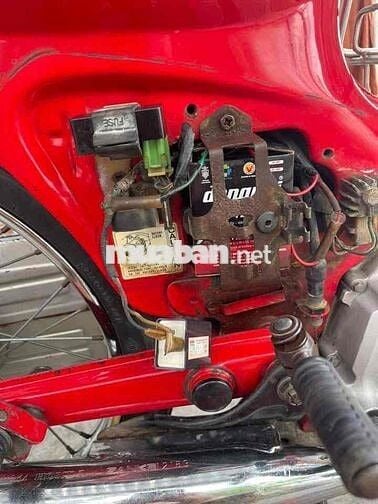 Honda DD 70 Đỏ, zin đẹp, hàng trưng bày