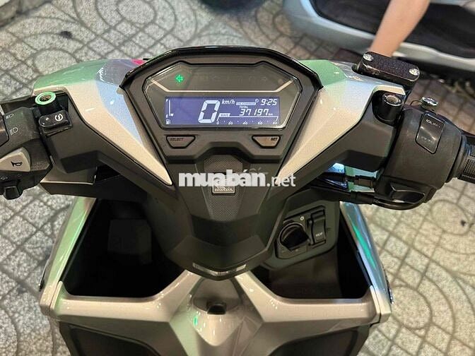 Honda Vario 125 Xám Poscher 37197 km