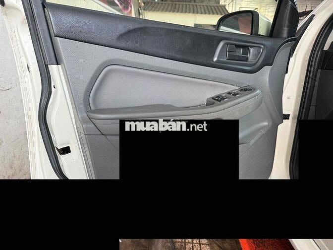 Ford Focus 2012 Trắng Số tự động
