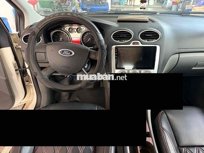 Ford Focus 2012 Trắng Số tự động