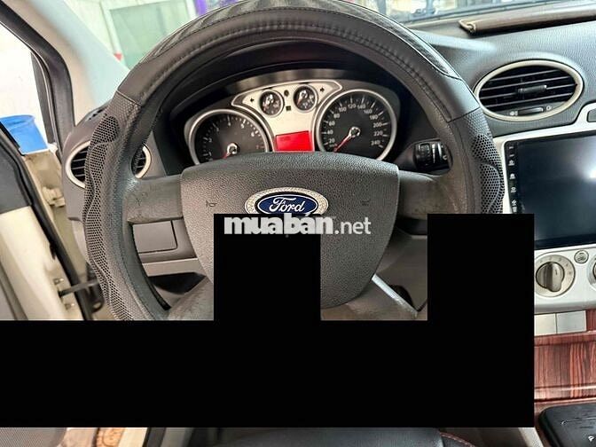 Ford Focus 2012 Trắng Số tự động