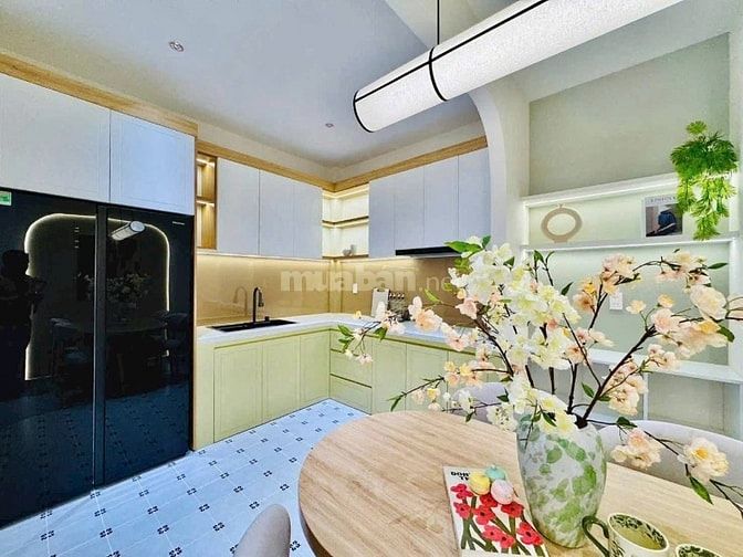 3 TỶ 850 - Nhà 3 Lầu Đẹp Phan Xích Long, Phú Nhuận. DT:50m2, Hẻm 5M