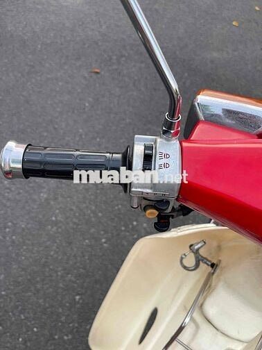 Honda DD 70 Đỏ, zin đẹp, hàng trưng bày