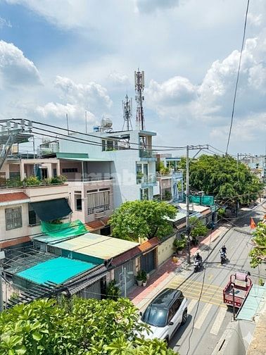 Cho thuê nhà đường số 9 gần Đại học Luật & nhà thờ Fatima