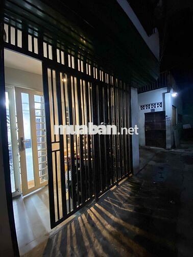 SANG LẠI MB PHUN XĂM NHÀ NGUYÊN CĂN (1lầu-2pn-1sảnh)