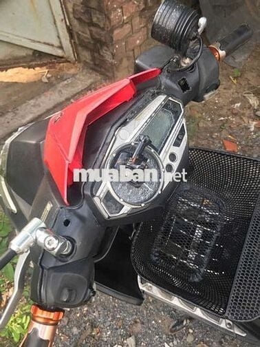 Yamaha Novo 6 Đen Đỏ Đã sử dụng