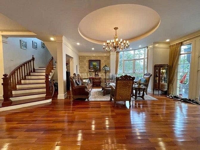 Bán nhà thiết kế kiểu BT, Nguyễn Tri Phương - Ba Đình, Đẹp & Đẳng cấp.