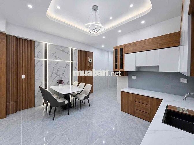 Tôi chính chủ cần bán căn nhà gần ngay cầu lớn Hóc Môn