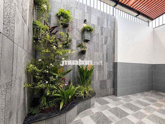 Tôi chính chủ cần bán căn nhà gần ngay cầu lớn Hóc Môn