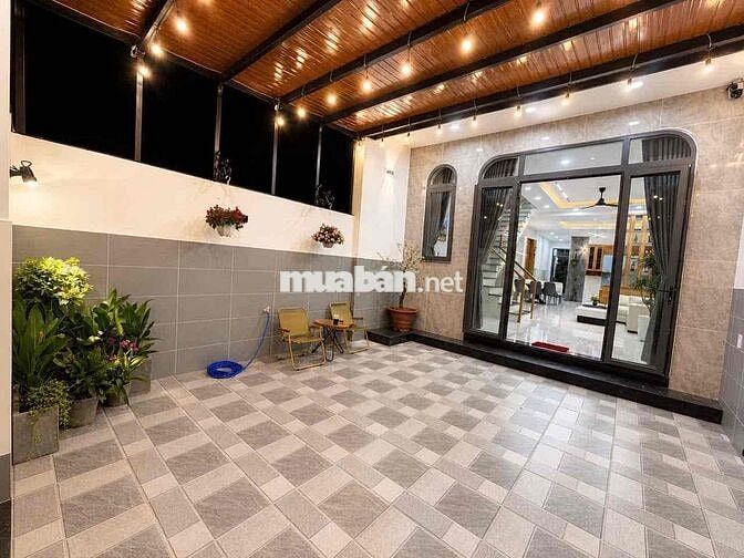 Tôi chính chủ cần bán căn nhà gần ngay cầu lớn Hóc Môn