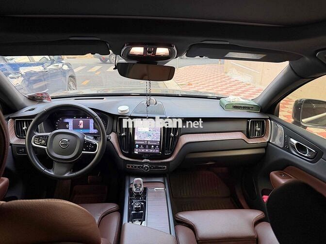 [CHÍNH CHỦ] VOLVO XC60 B6 2022 - ODO 45 VẠN