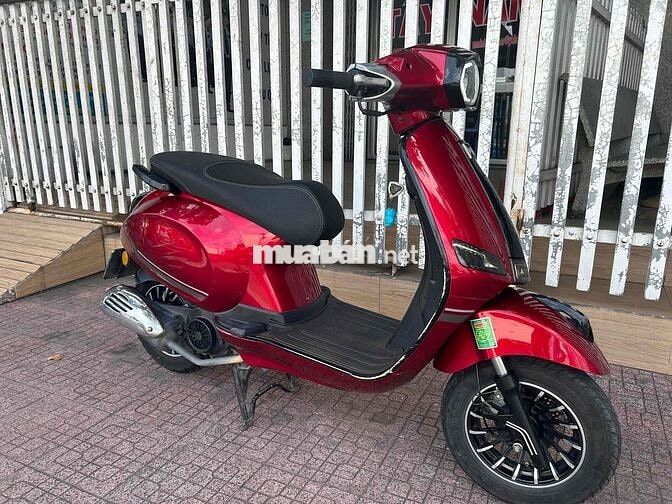 Vespa 50cc chạy không cần bằng lái