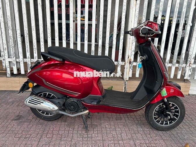 Vespa 50cc chạy không cần bằng lái
