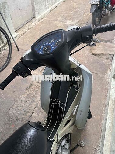 Yamaha Sirius 2010 màu Trắng