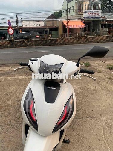 Honda Vision 2026 Trắng 7130 km