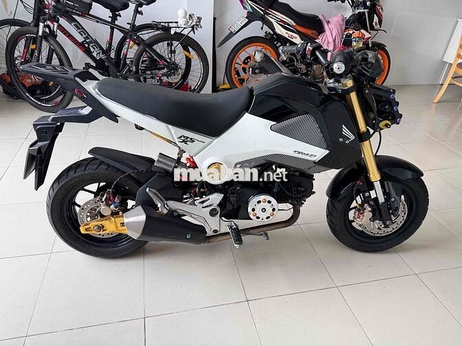 Honda MSX 125 đen trắng