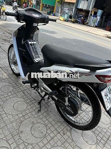 Wave 50cc 2025 Trắng 3000 km