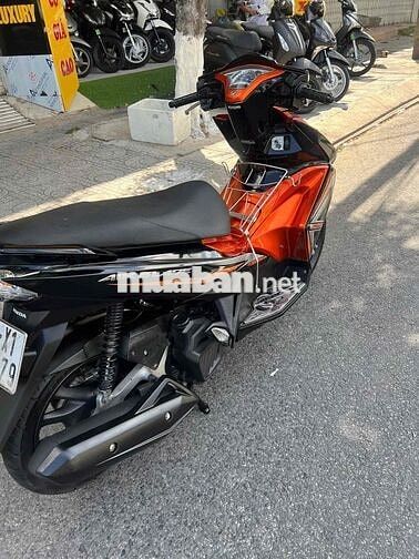Honda Air Blade 2014 Cam đen