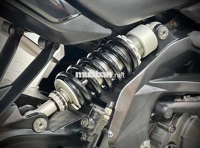 BENELLI BN600i