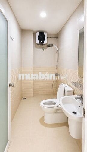 CHO THUÊ ORIENTAL PLAZA 2PN 2WC 90M2 CÓ NỘI THẤT GIÁ 12TR
