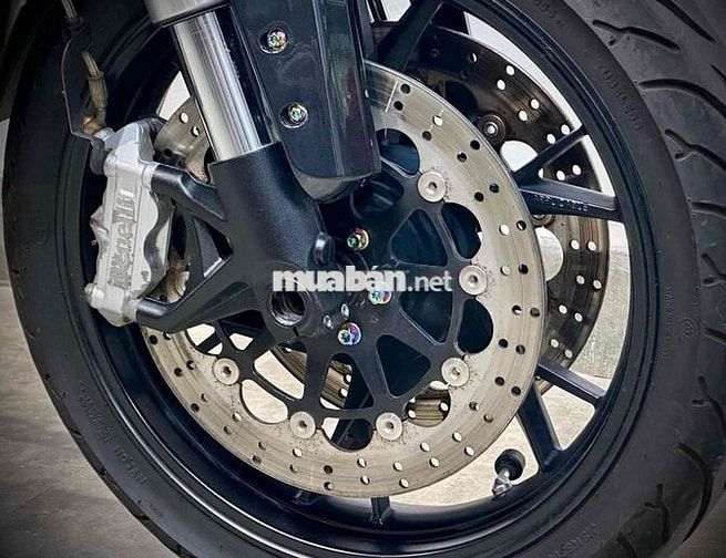 BENELLI BN600i