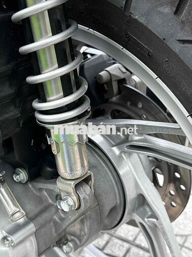 Honda SH 160 Trắng Như mới. Chính chủ sang tên