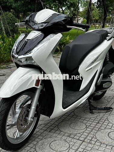 Honda SH 160 Trắng Như mới. Chính chủ sang tên