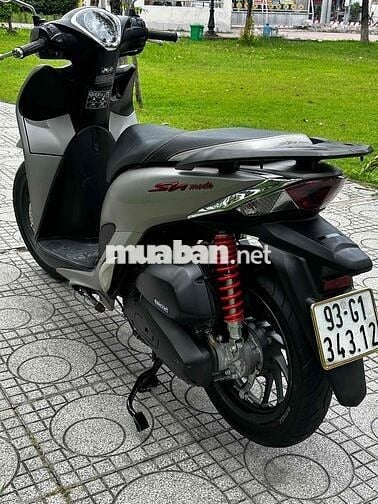 Honda SH Mode Bạc Như mới. bs 93 . chính chủ kí