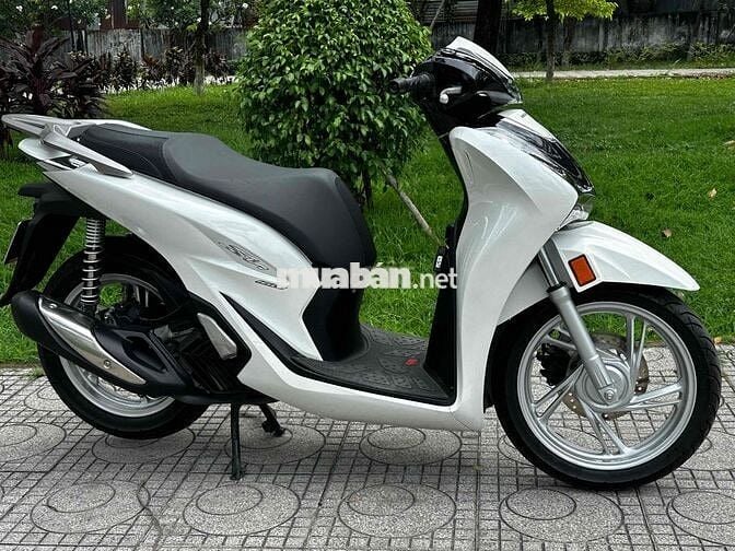 Honda SH 160 Trắng Như mới. Chính chủ sang tên