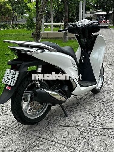 Honda SH 160 Trắng Như mới. Chính chủ sang tên