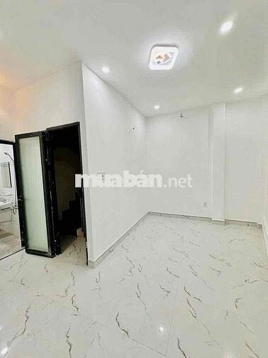 ✅Nhà mới đẹp. Cách mặt tiền 20m. 3pn. Trần Xuân Soạn, Q7.