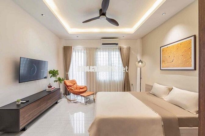 cho thuê căn hộ 1 phòng ngủ tách bếp + ban công siêu rộng giáp quận 1