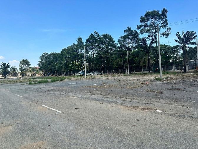 Cho thuê đất trống 2000m2, 3000m2, 5000m2, 10000m2, QL1A, Bình Tân