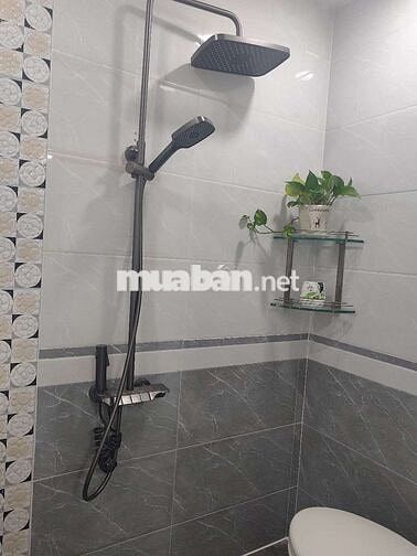 Hiếm căn hộ 70m2 ngay khu ẩm thực Phan Xích Long FULL nội T__thang máy