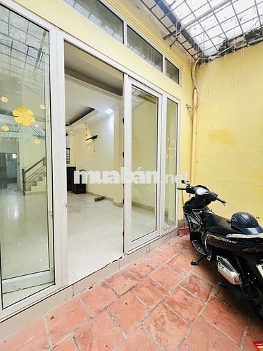 Cho thuê nhà riêng ngõ 156 Kim Ngưu - 60m2 - 4 tầng - 4 ngủ