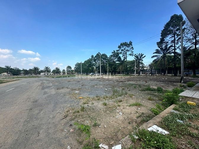 Cho thuê đất trống 2000m2, 3000m2, 5000m2, 10000m2, QL1A, Bình Tân
