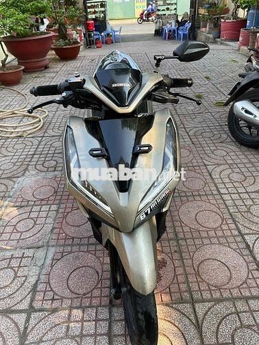 Honda Vario 150 2019 Vàng cát