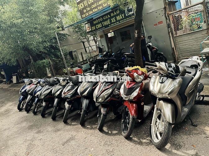 Tuyển dụng nhân viên sale làm việc tại cửa hàng