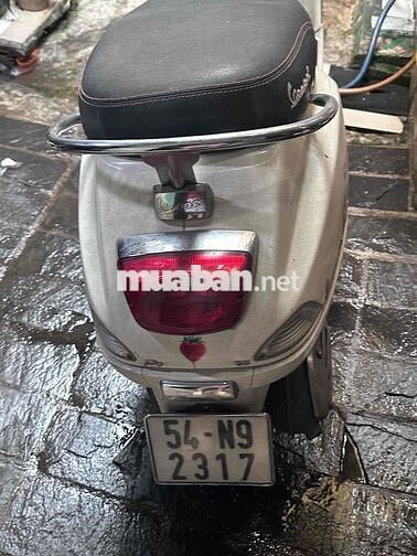 Piaggio Vespa LX125 Trắng Đã sử dụng
