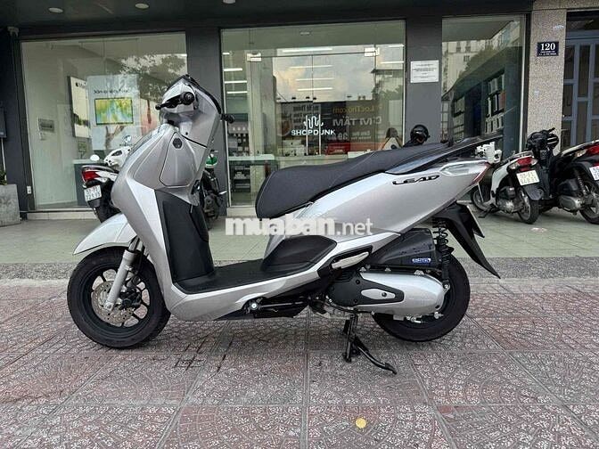 Honda Lead 4V 2024 Bạc Porsche