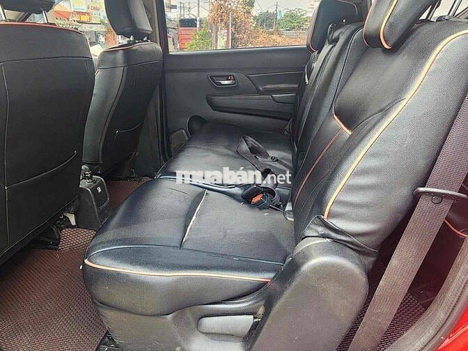 Mitsubishi Xpander 7 chỗ Trắng