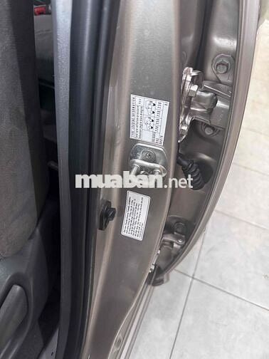 Toyota Innova Vàng cát 2013 E 1 chủ
