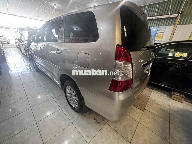 Toyota Innova Vàng cát 2013 E 1 chủ