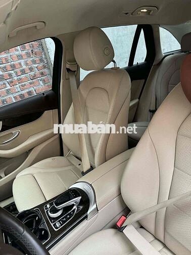 Mercedes-Benz GLC 200 2019 Đen 100000 km