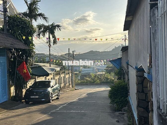 Bán nhà đất - Hẻm rộng 7,5m (diện tích 12mx13,5m) Trần Phú - Pleiku